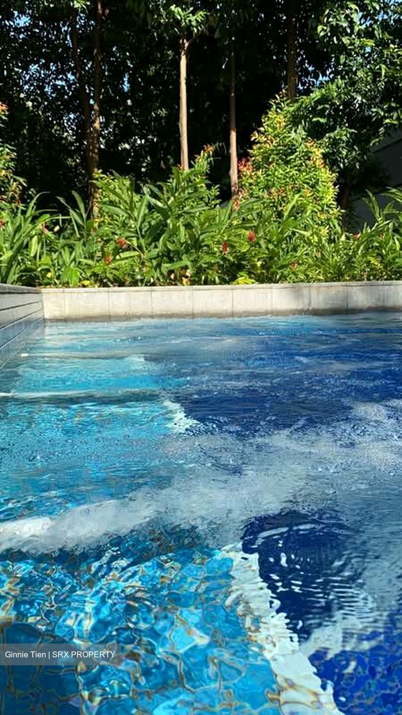 Gold Coast Condo (D5), Condominium #572698121